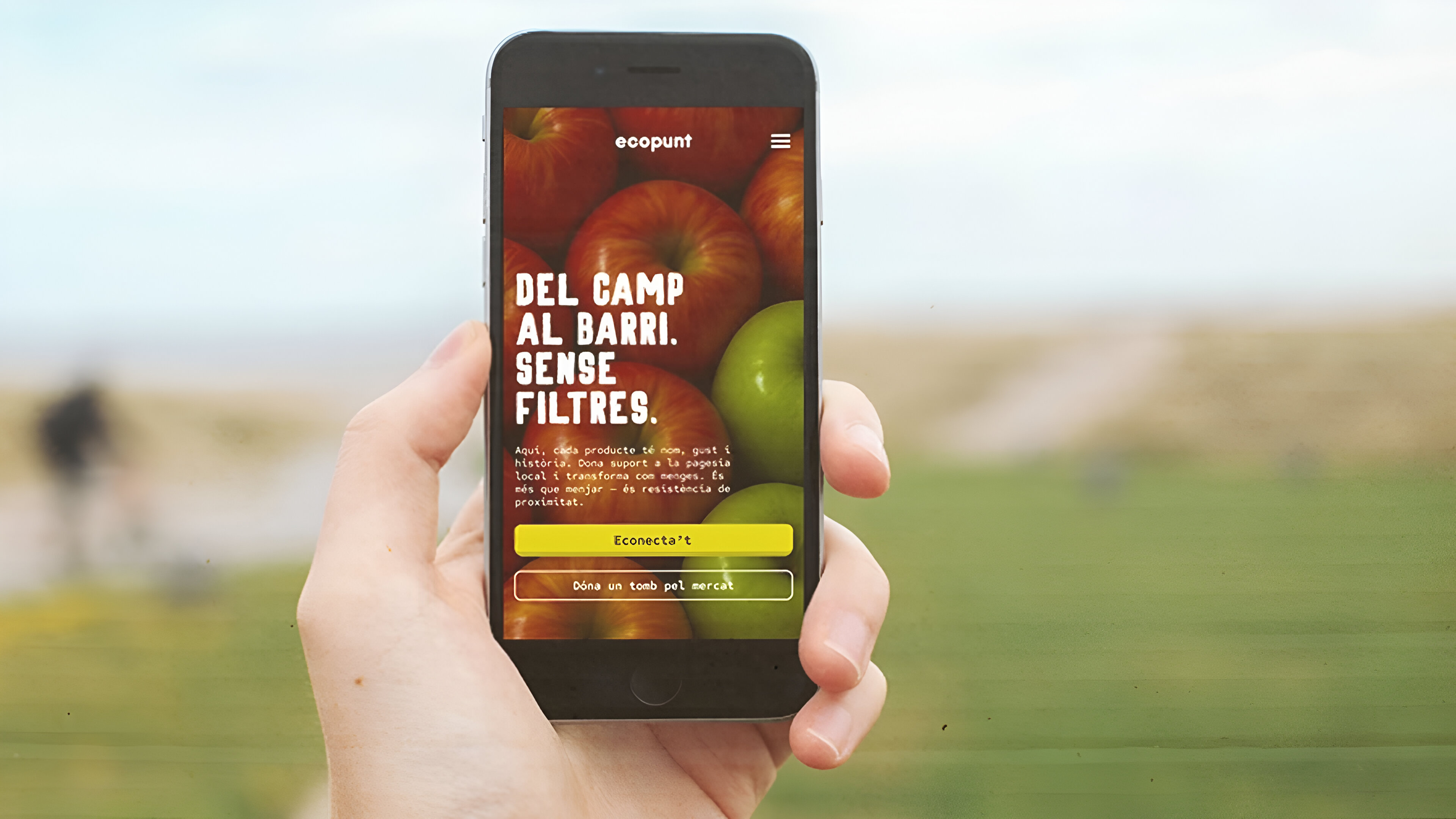 Mockups. Se muestra un mosaico de interfaces de pantallas de diversas secciones y páginas del sitio. Las pantallas son coloridas, en colores verdes y marrones pasteles con blanco.